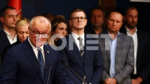 Vesić ostaje na slobodi